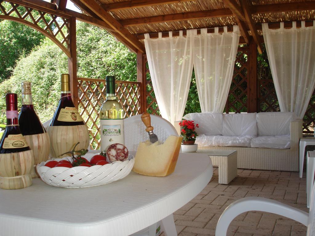 Giulia Superior Apartment Shared Pool Wi-Fi Casole dʼElsa Exterior foto